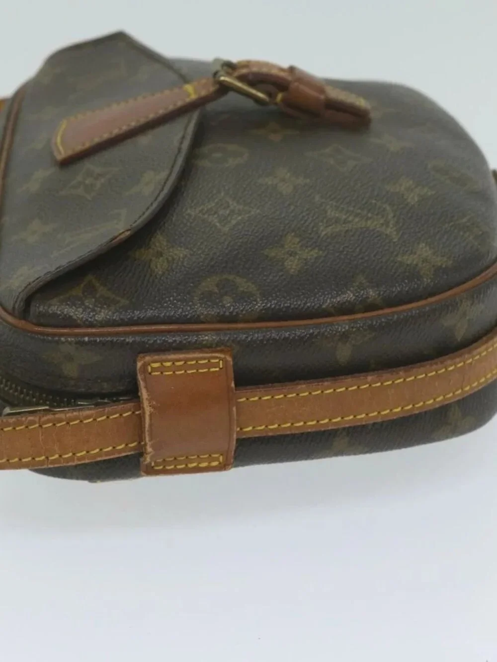 LOUIS VUITTON Monogram Jeune Fille MM Shoulder Bag - Picture 6 of 16